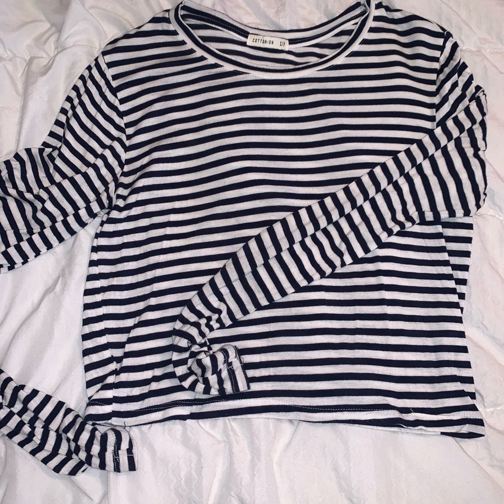 Long sleep crop top